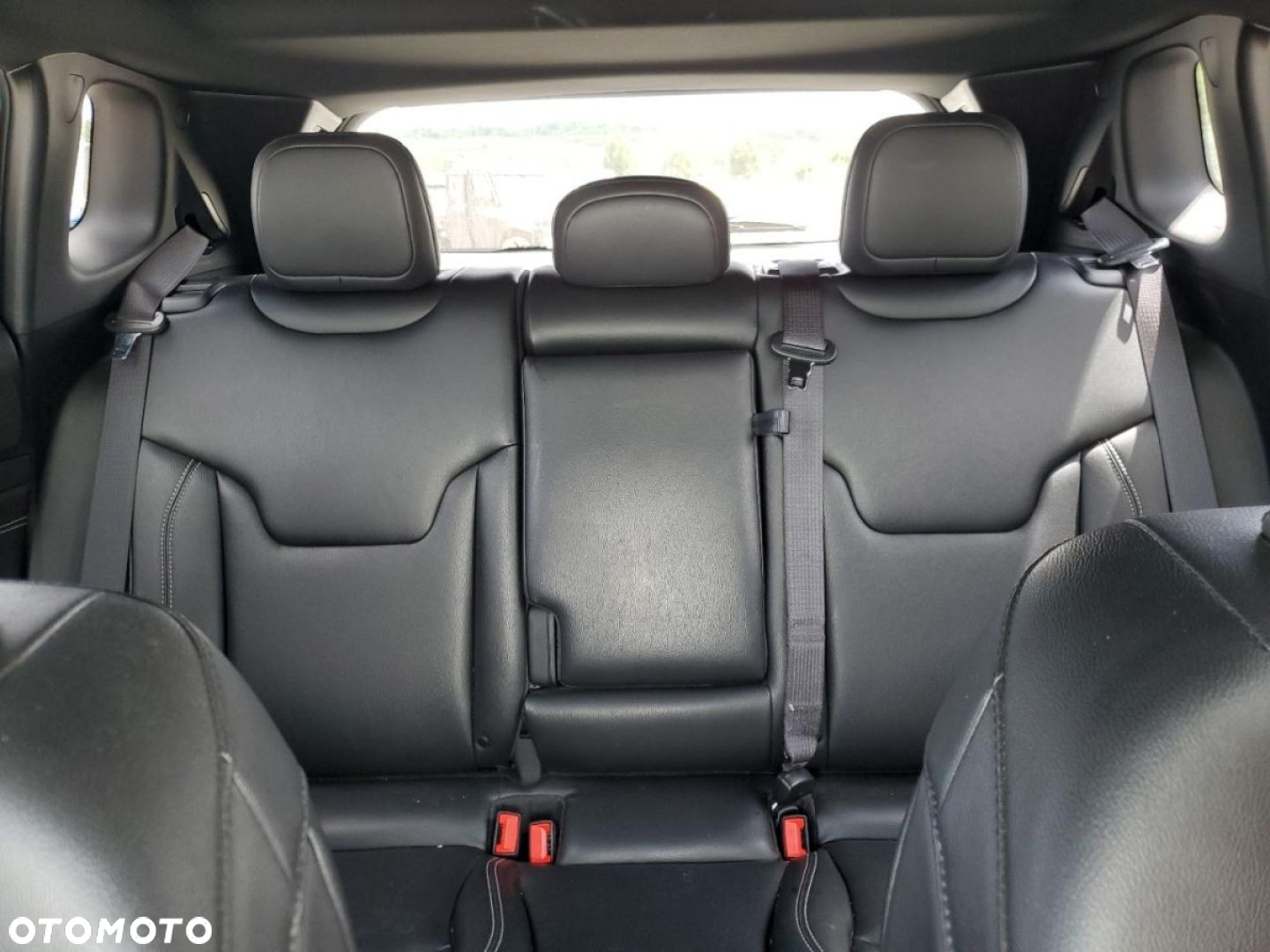 Jeep Compass - 10