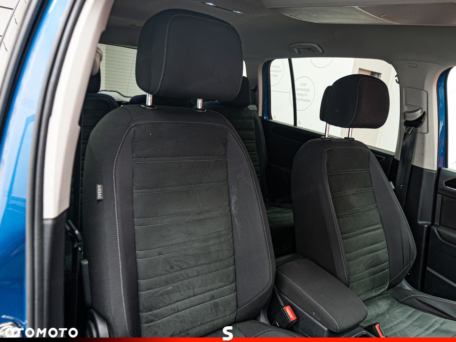 Volkswagen Touran - 9