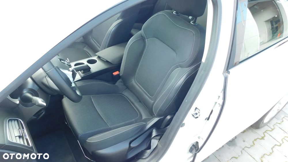 Renault Megane 1.5 Blue dCi Intens - 19