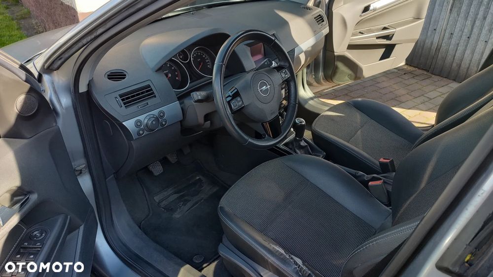 Opel Astra - 12