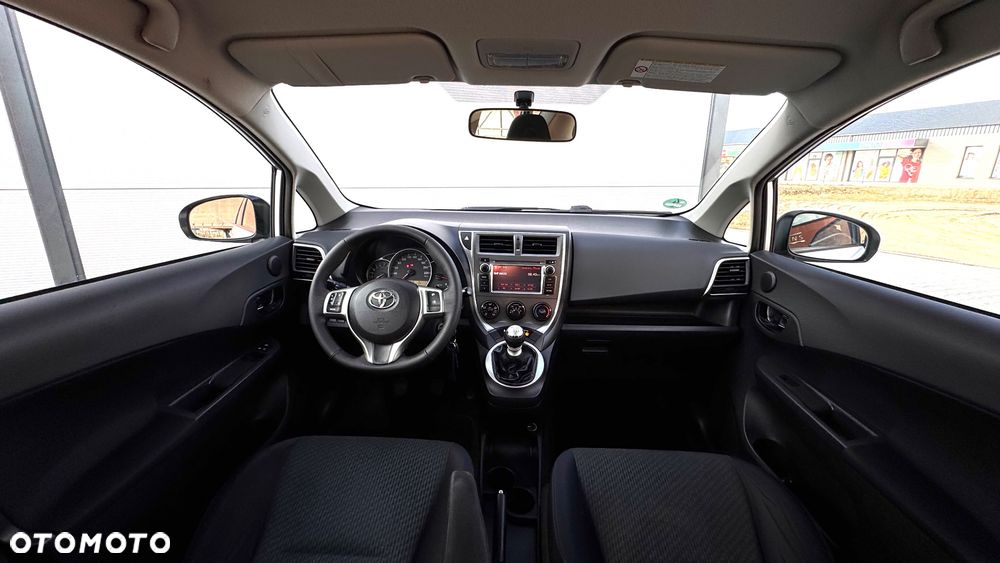 Toyota Verso S 1.33 VVT-i Cool - 30