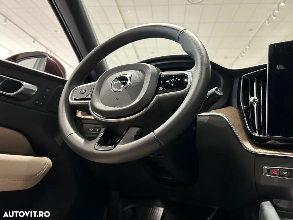 Volvo XC 60 T6 AWD AT PHEV Plus Bright - 9