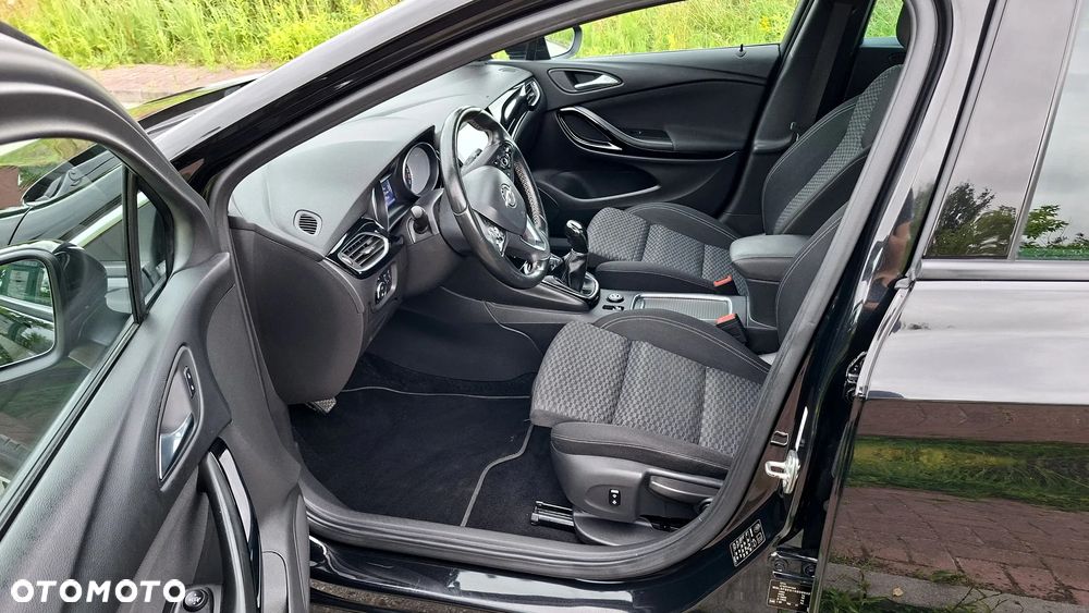 Opel Astra 1.6 D (CDTI) Start/Stop Business - 22