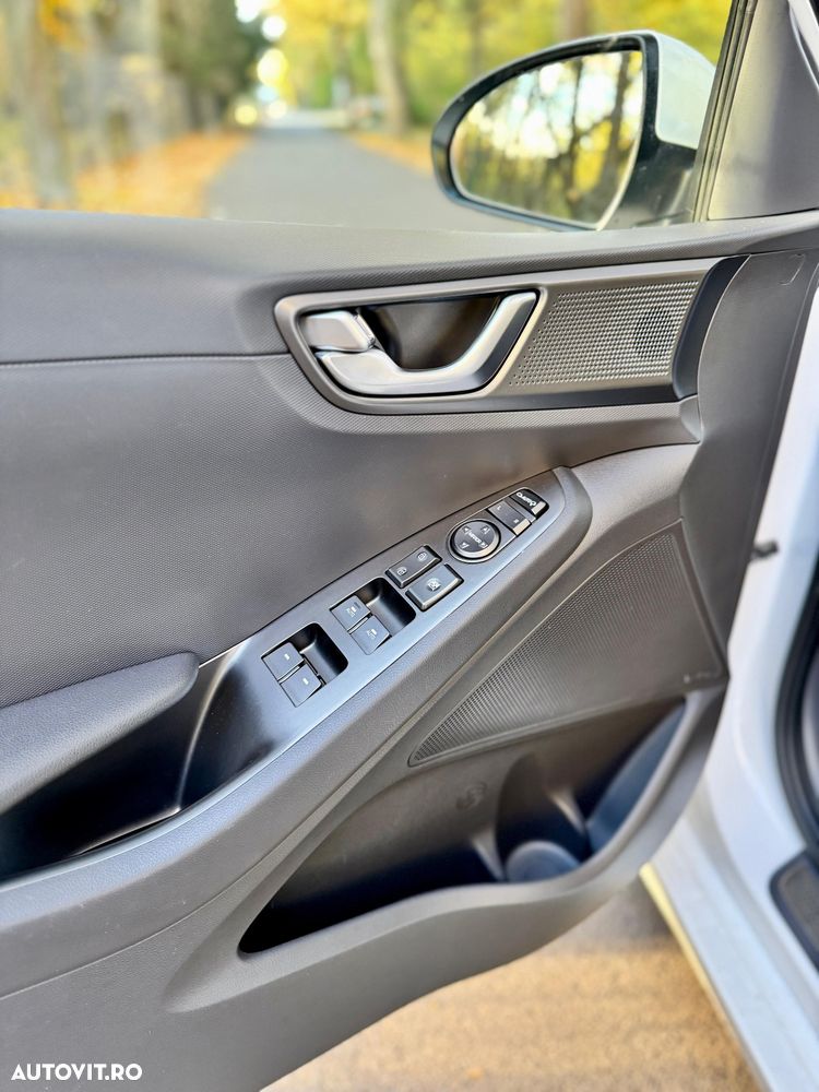 Hyundai IONIQ Hybrid 141CP Exclusive - 21