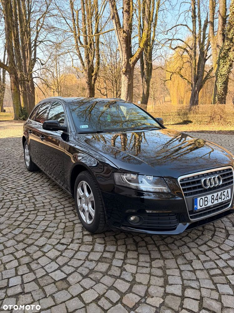 Audi A4 Avant - 10