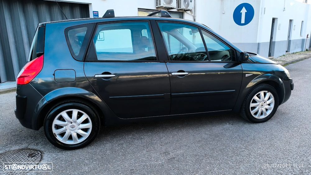 Renault Scénic 1.5 dCi Dynamique S - 21