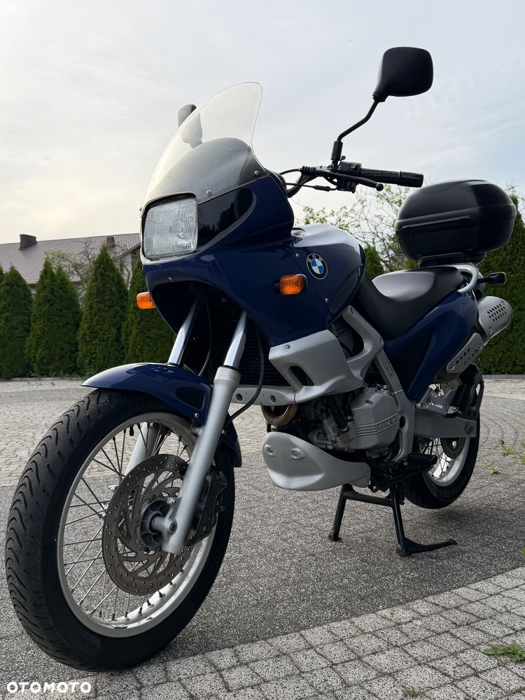 BMW F - 9