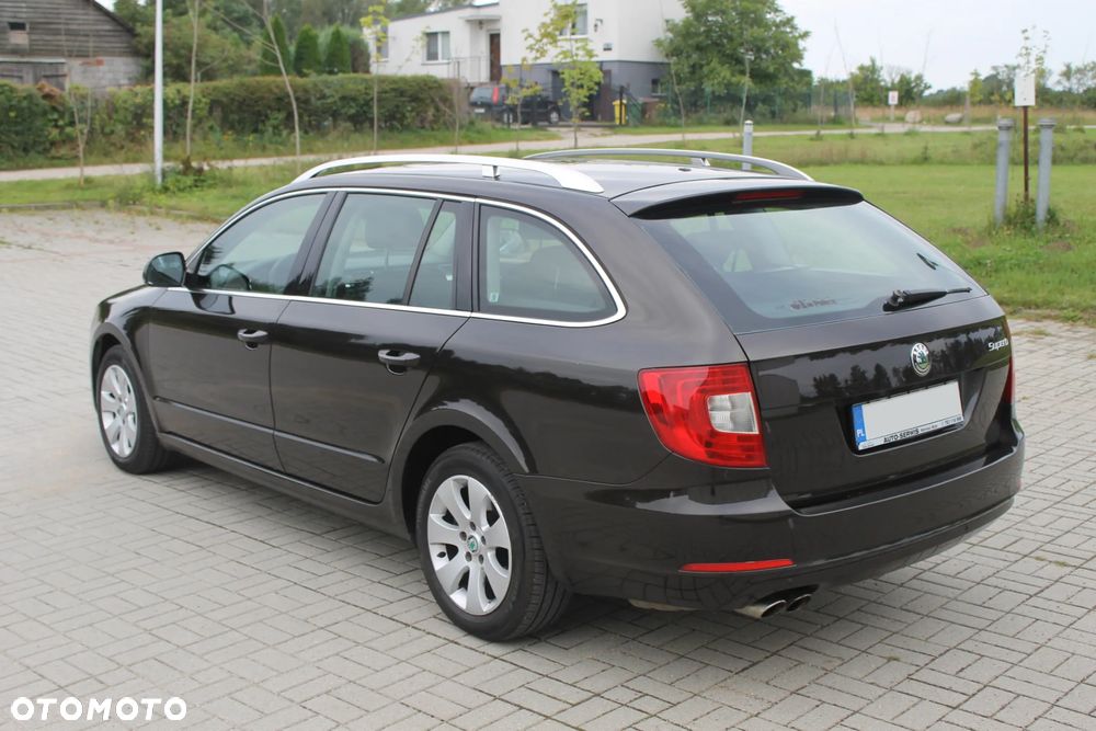 Skoda Superb 2.0 TDI Active - 8