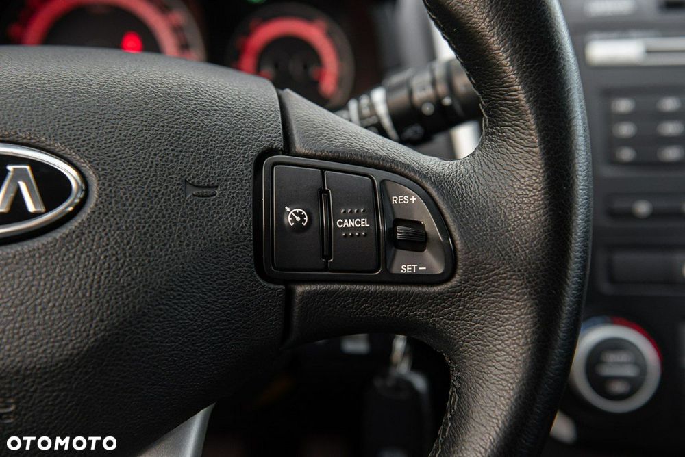Kia Ceed - 18