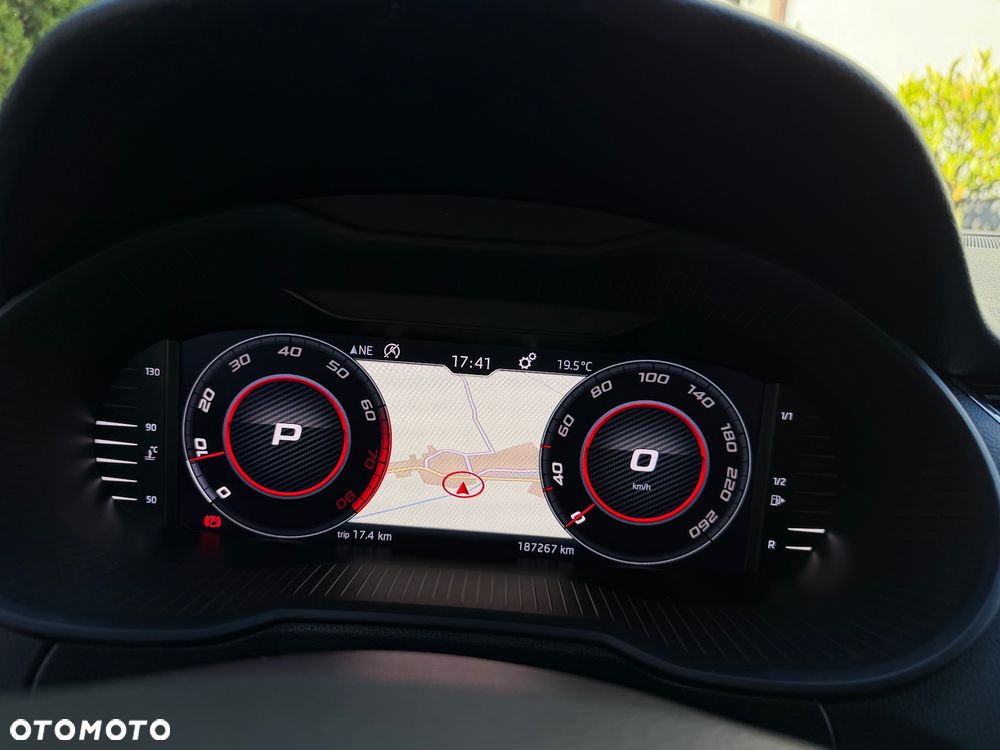 Skoda Octavia 2.0 TSI RS Challenge 245 DSG - 26