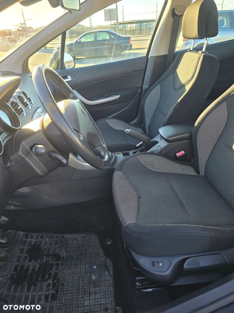Peugeot 308 150 THP Premium - 15