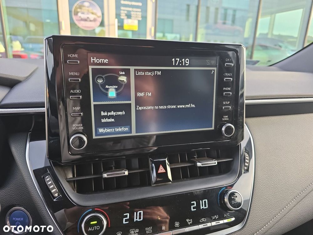 Toyota Corolla 1.8 Hybrid Comfort - 20