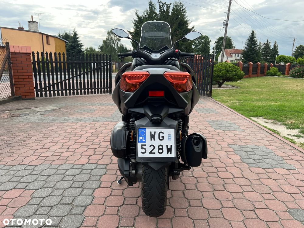 Yamaha X-max - 7