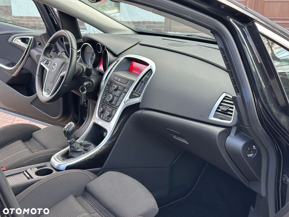 Opel Astra - 35