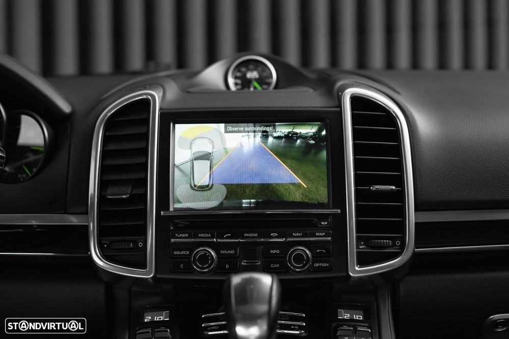 Porsche Cayenne S E-Hybrid - 25