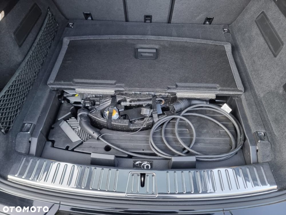 Porsche Cayenne E-Hybrid Tiptronic S Platinum Edition - 31