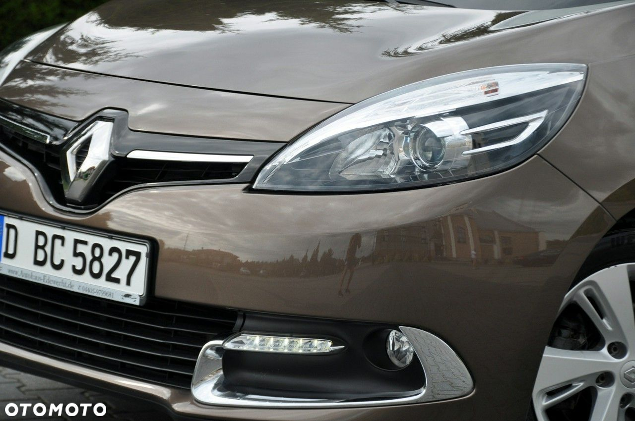 Renault Scenic - 11