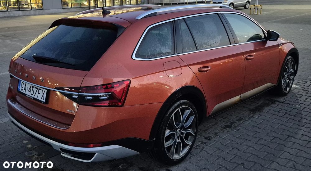 Skoda Superb 2.0 TDI SCR 4x4 Scout DSG - 7