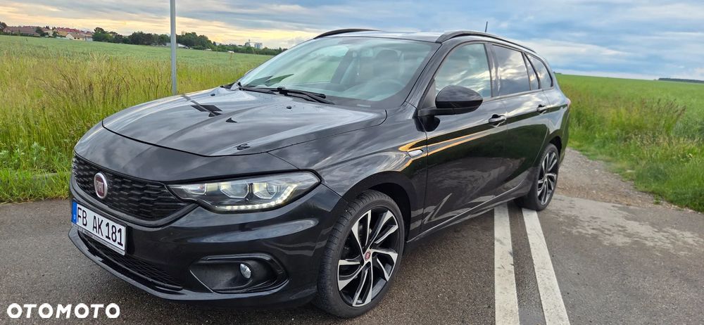 Fiat Tipo 1.4 T-Jet 16v S-Design - 2