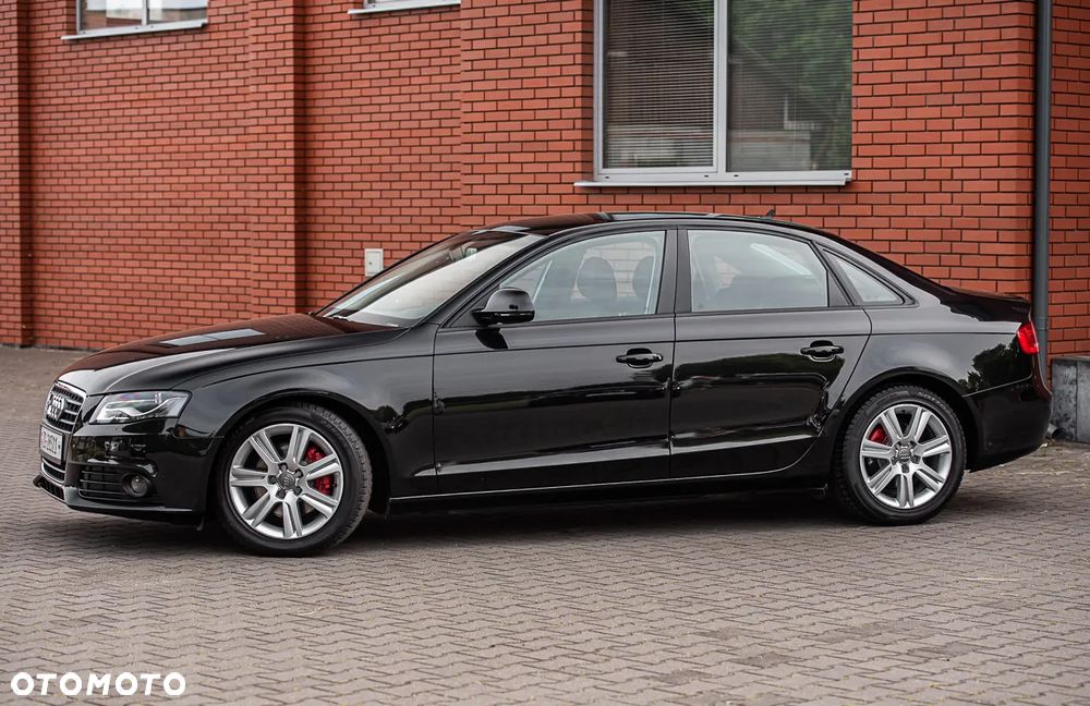 Audi A4 ver-1-8-tfsi-attraction - 24