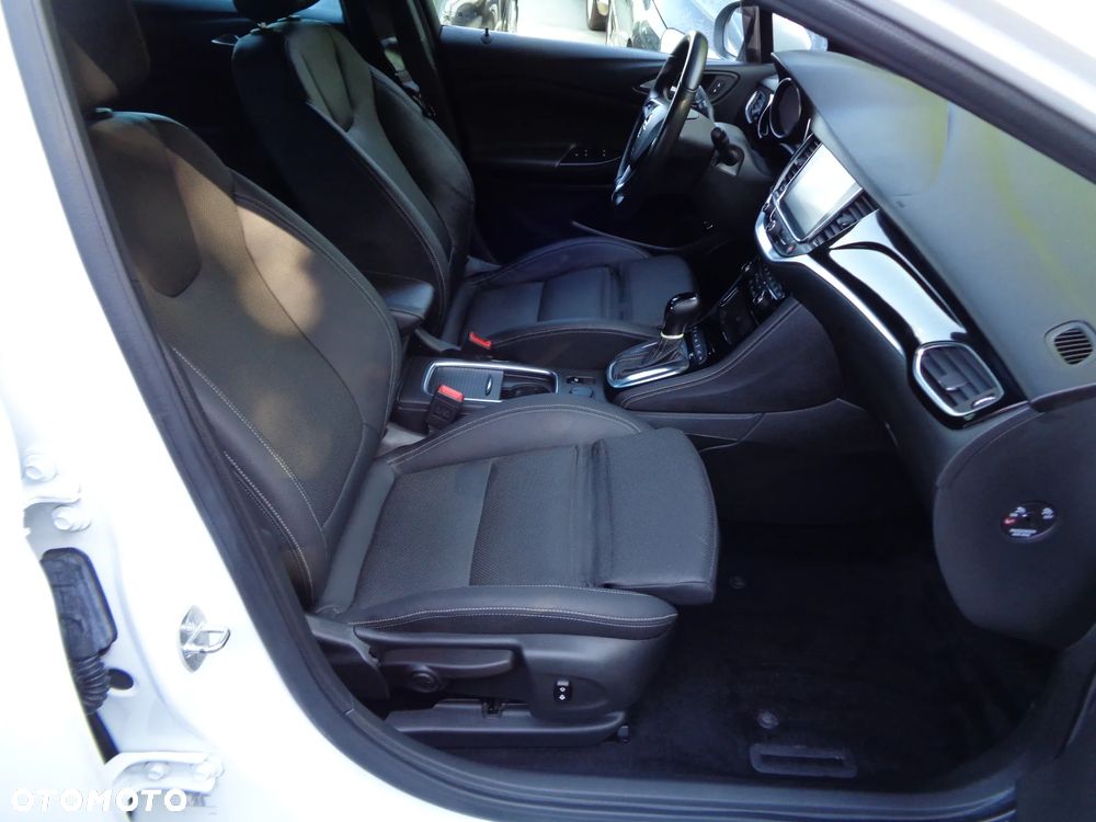 Opel Astra 1.4 Turbo Start/Stop Automatik Ultimate - 19