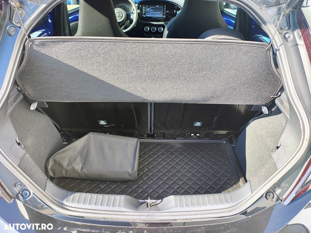 Toyota Aygo X 1.0l CVT Dynamic - 11