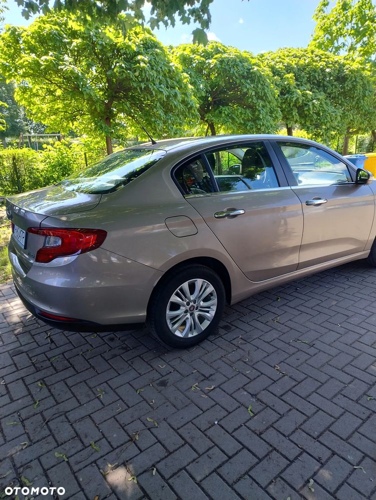 Fiat Tipo 1.4 16v Lounge EU6d - 1