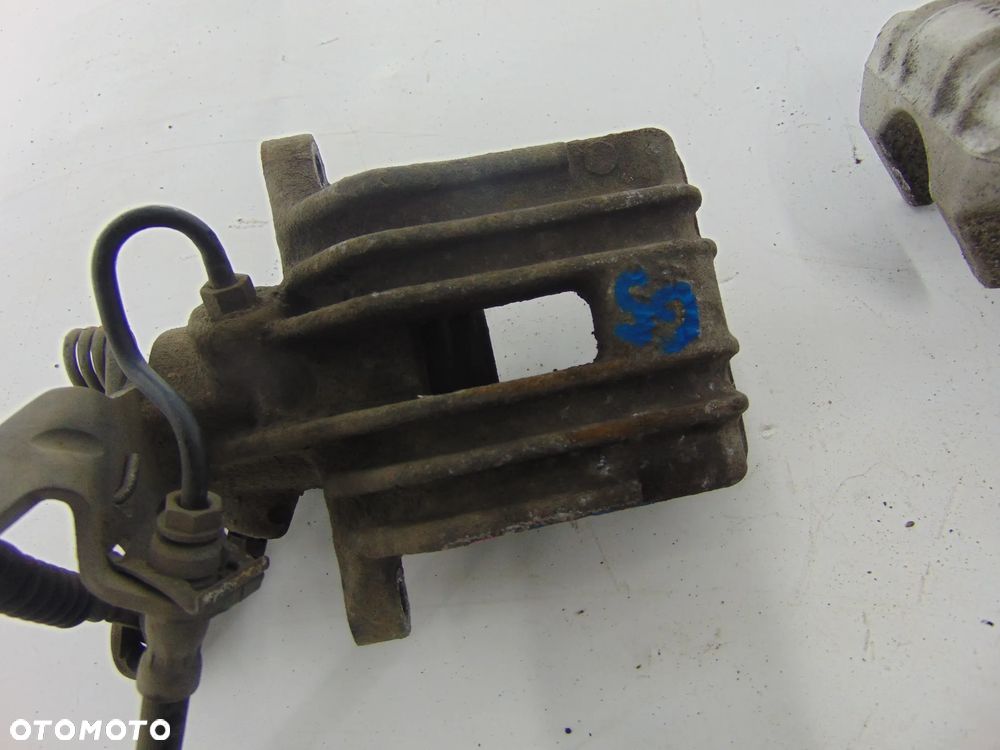 Zacisk hamulcowe seat leon 2 golf 5 tył - 2
