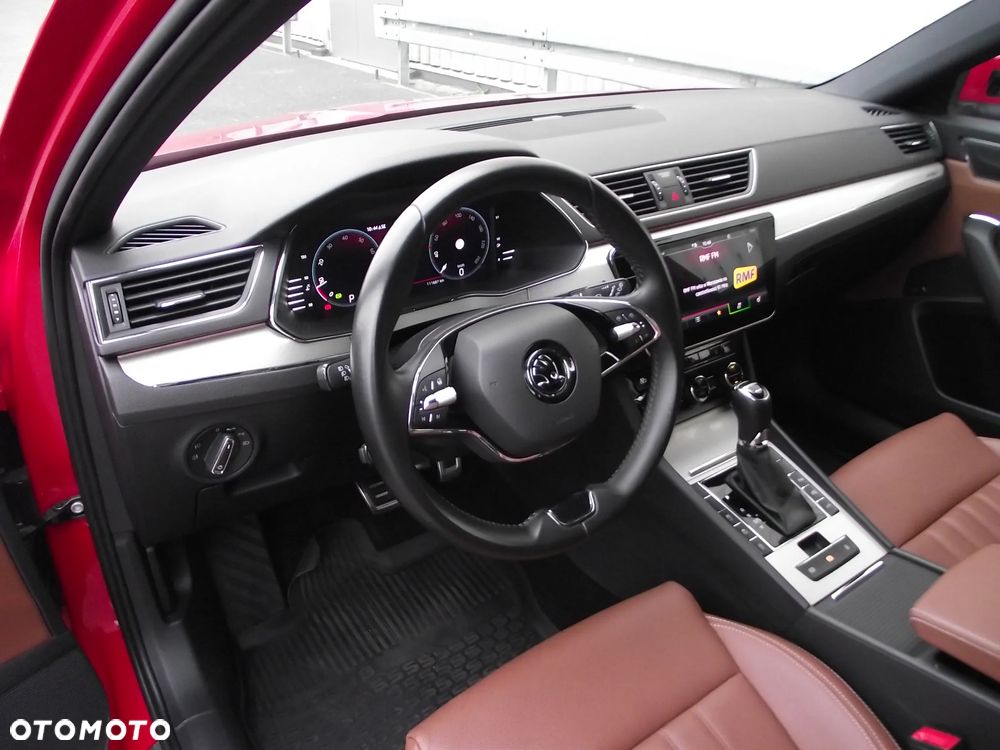 Skoda Superb 2.0 TSI 4x4 L&K DSG - 16
