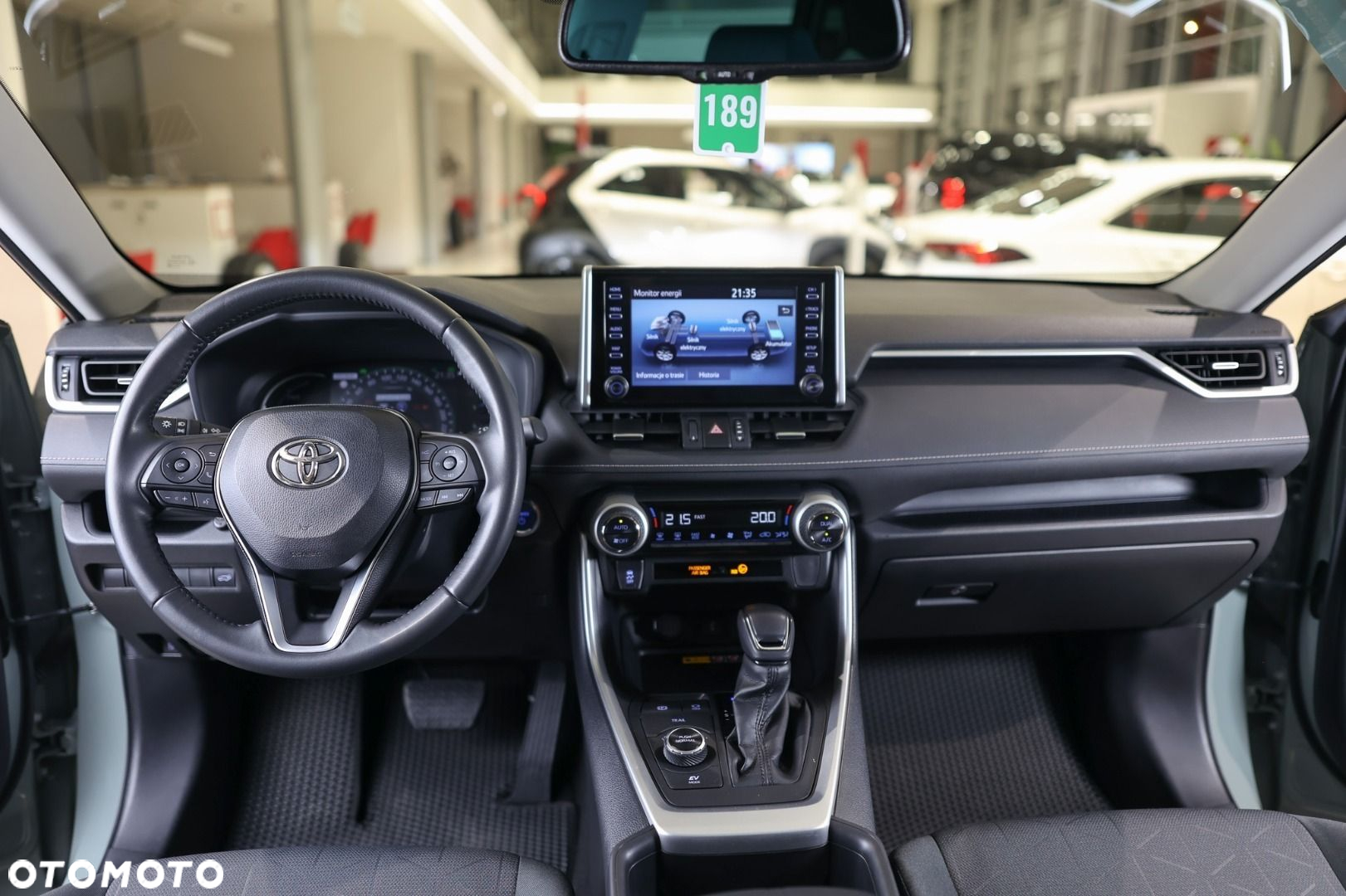 Toyota RAV4 - 6