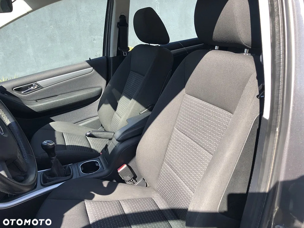 Mercedes-Benz Klasa B 200 SPORT EDITION - 9