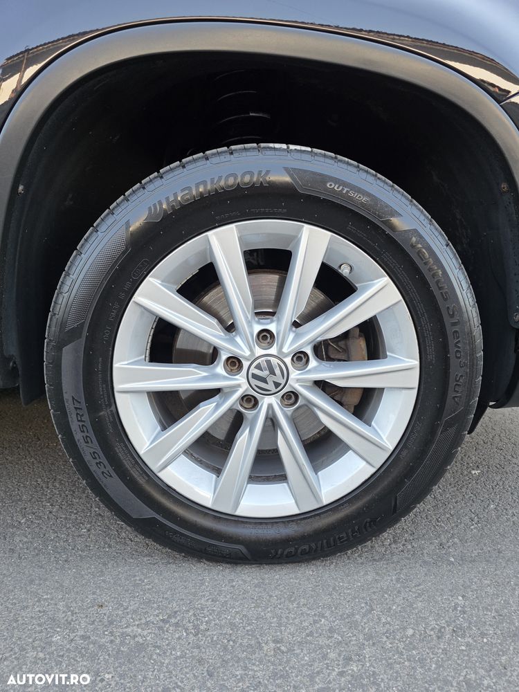 Volkswagen Tiguan 2.0 TDI DPF 4Motion BlueMotion Technology DSG Exclusive - 16