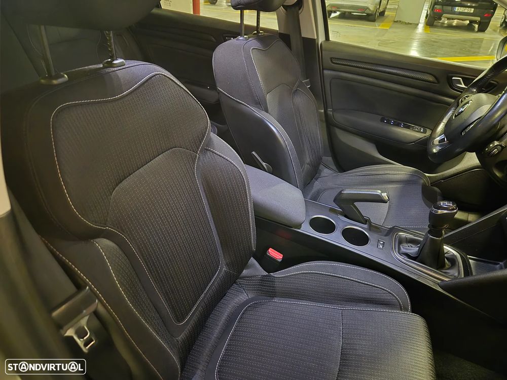 Renault Mégane Sport Tourer ENERGY dCi 110 EXPERIENCE - 39