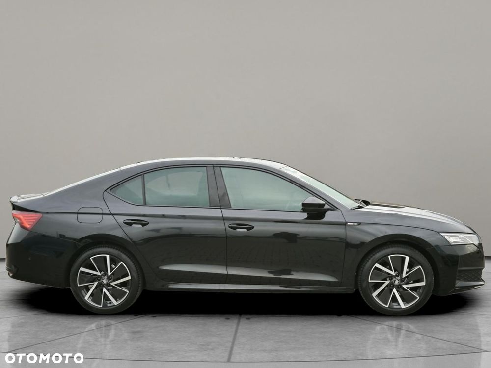 Skoda Octavia 1.5 TSI mHEV Sportline DSG - 4