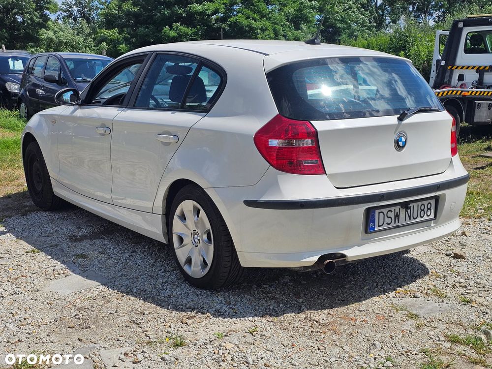 BMW Seria 1 116i - 3