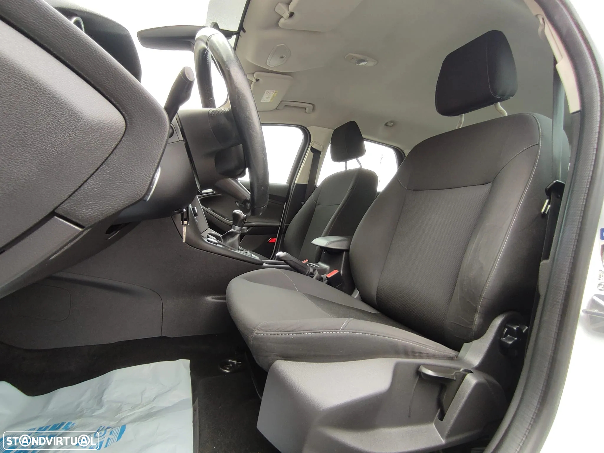Ford Focus SW 1.0 SCTi Titanium Best - 10