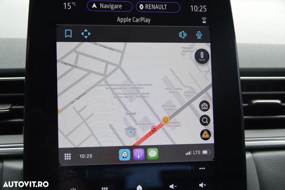 Renault Captur PHEV 160 Techno - 38