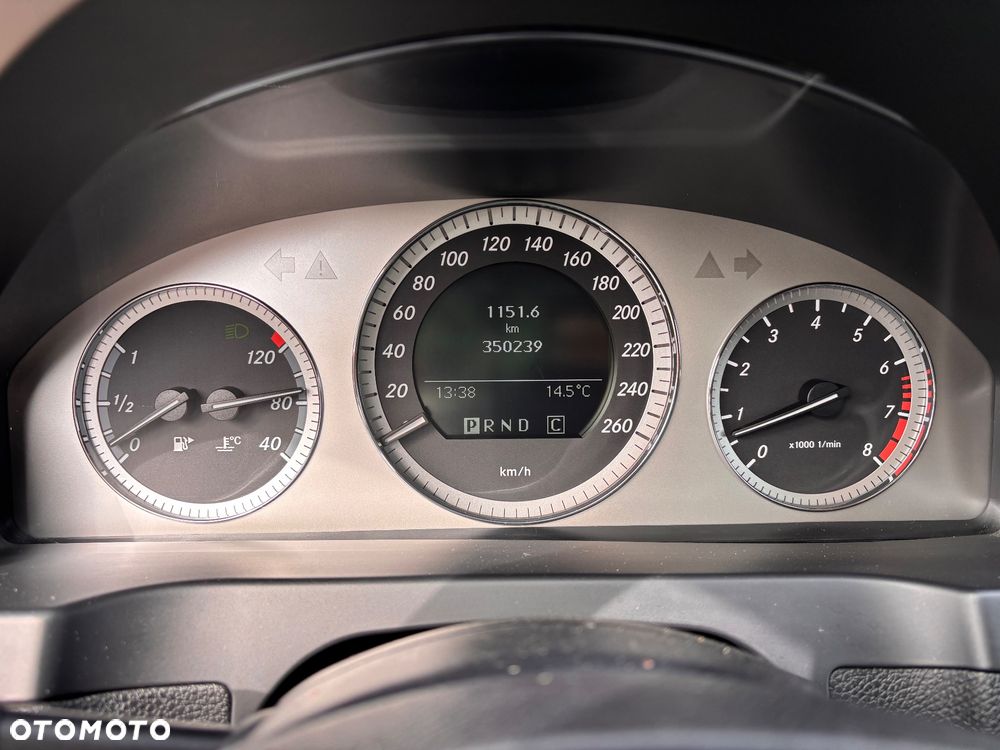 Mercedes-Benz Klasa C 280 7G-TRONIC Avantgarde Sport Edition - 17