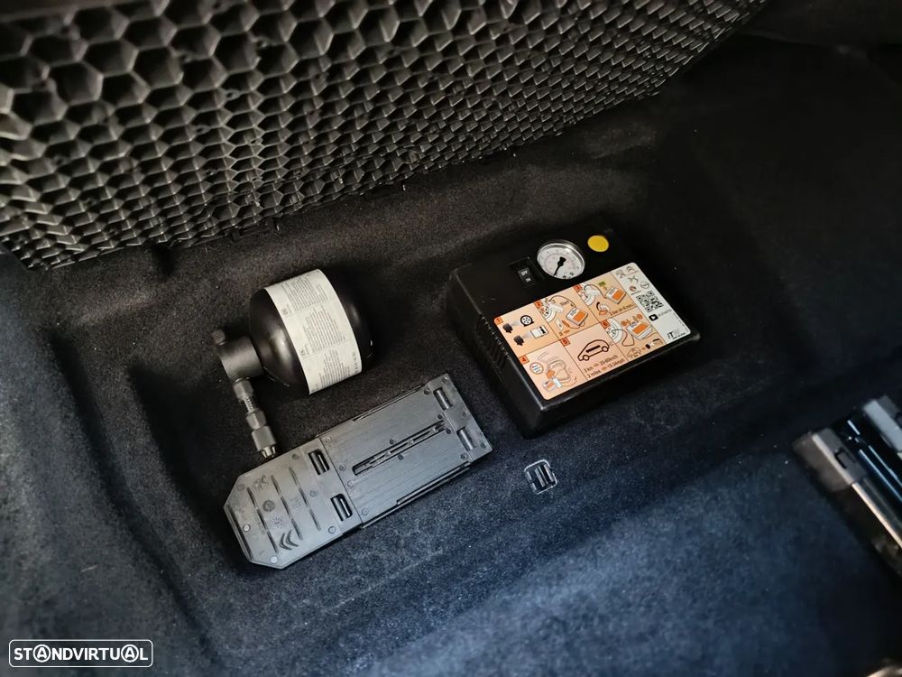 Peugeot 5008 1.2 PureTech GT EAT8 - 19