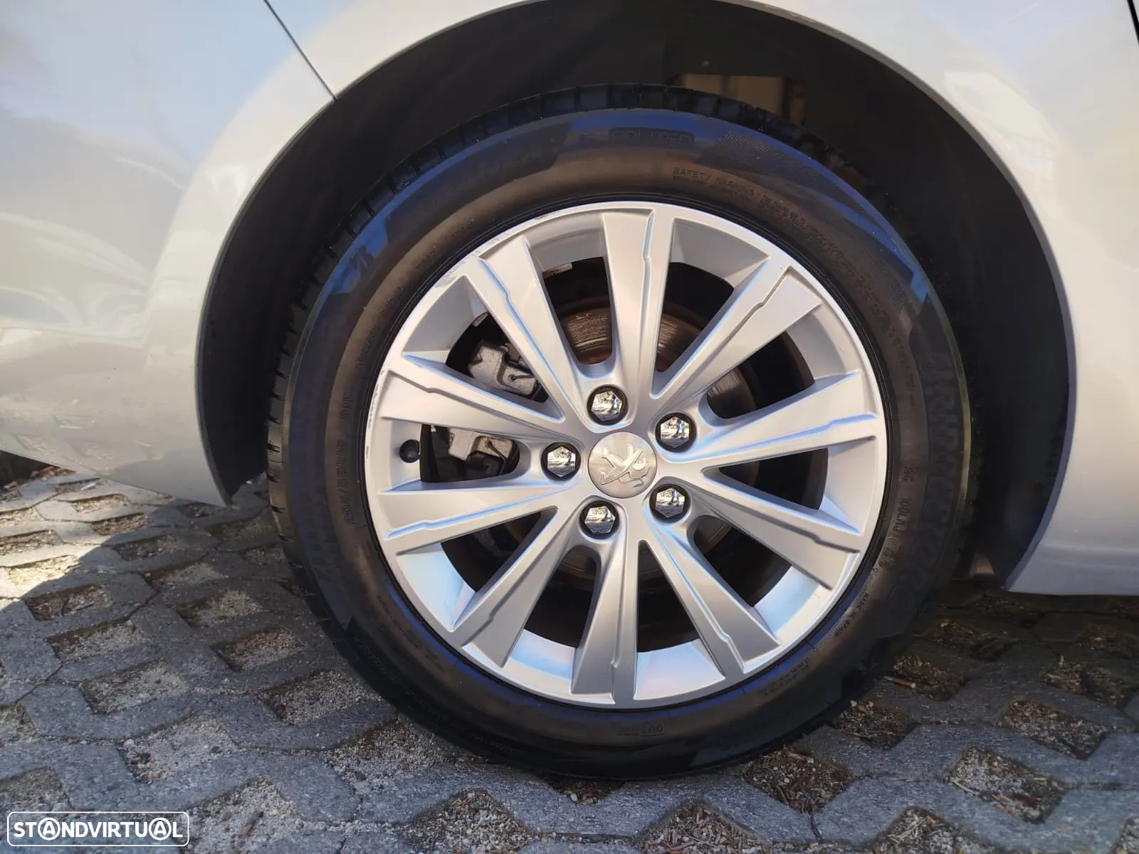 Peugeot 308 SW 1.6 BlueHDi Style - 16