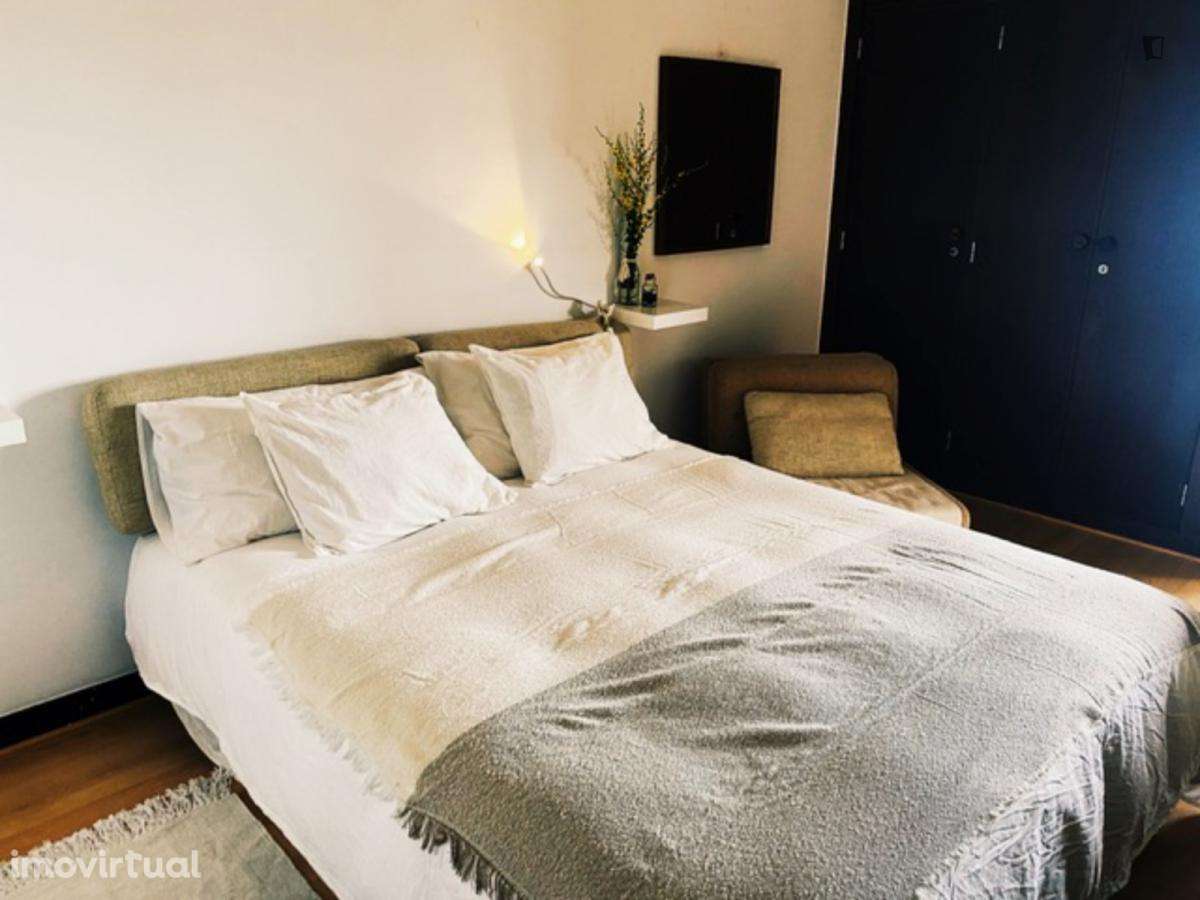 Quarto - localizado em Oeiras Lisbon - Grande imagem: 4/13