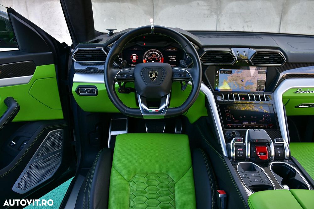 Lamborghini URUS Standard - 36