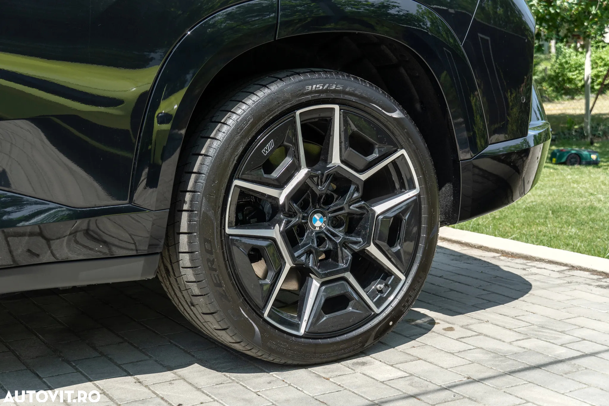 BMW XM 50e - 30