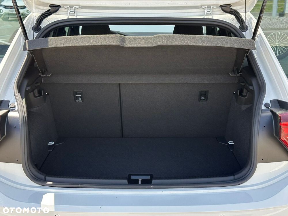 Volkswagen Polo 1.0 TSI R-Line Plus DSG - 9