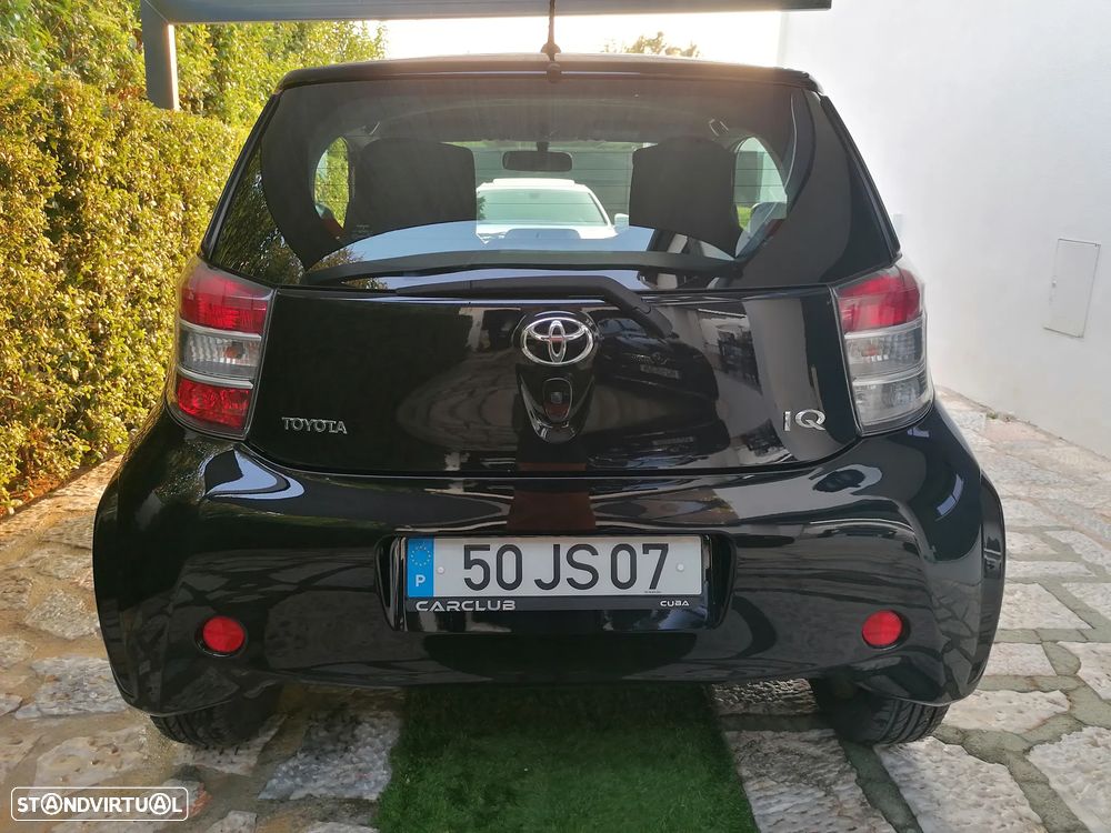 Toyota iQ 1.0 VVT-i Essential+AC - 9