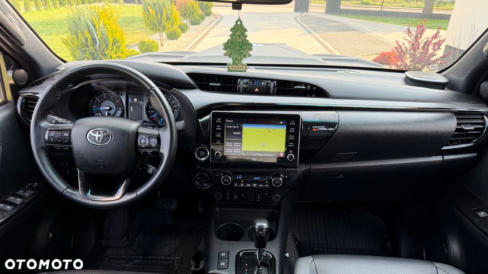 Toyota Hilux 2.8 D-4D Double Cab Invincible Sport 4x4 - 12