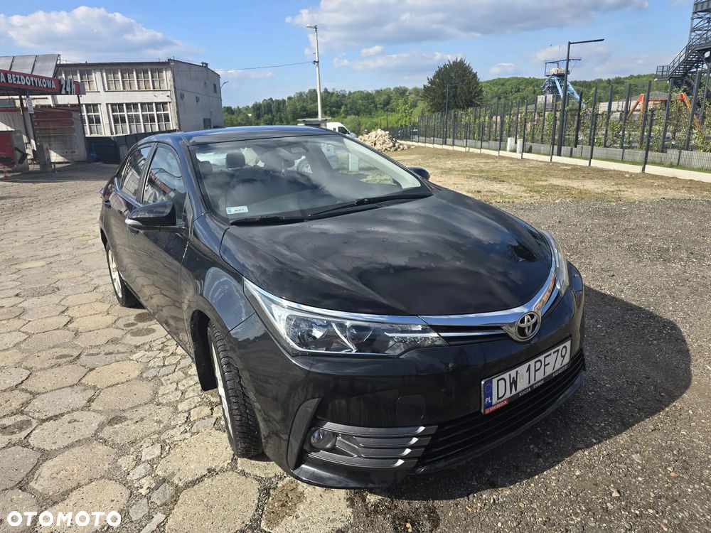 Toyota Corolla 1.6 Comfort - 1