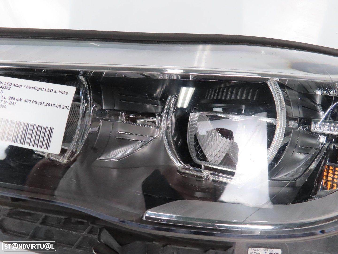 Conjunto Faróis LED  AHL Direcionais Usado / Original BMW 7 (G11, G12) 631174087... - 3
