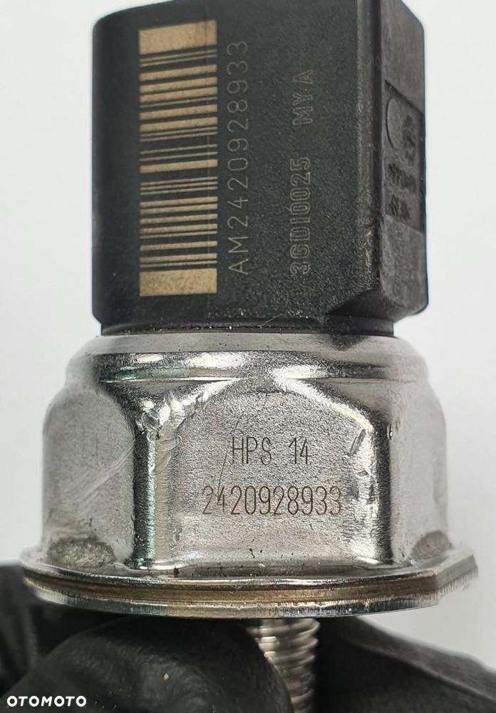 CZUJNIK CIŚNIENIA PALIWA AUDI A3 8P 2.0 FSI 3GDI0025 2420928933 - 3
