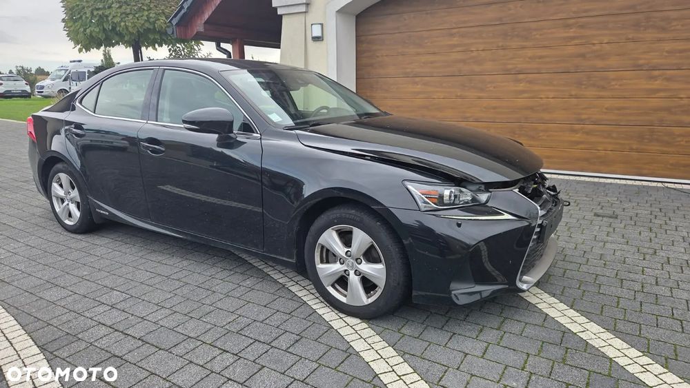 Lexus IS 300h Elegance - 2